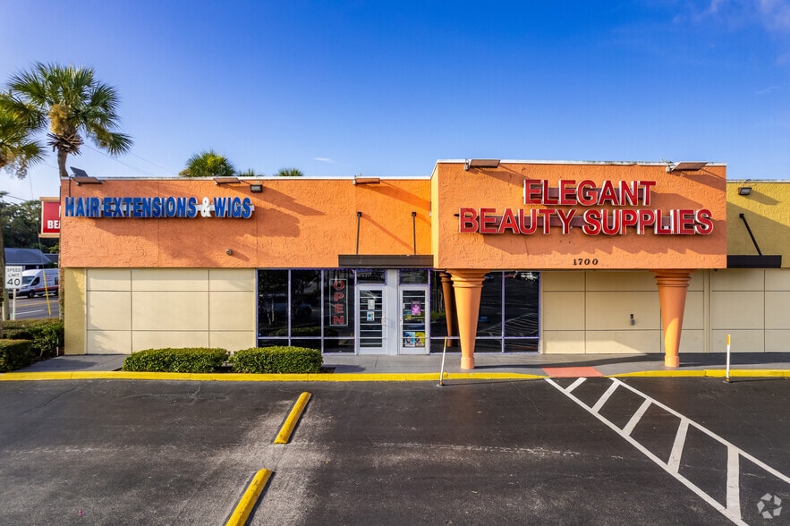 More Photos Of 1700-1820 N Main St, Kissimmee Unknown For Lease