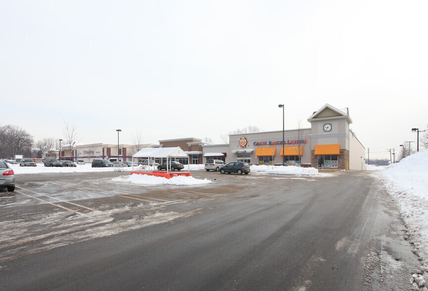 More Photos Of 174-176 Newington Rd, West Hartford Unknown For Sale