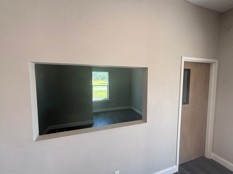 More Photos Of 8595 W Goodman Ln, Homosassa Industrial For Lease