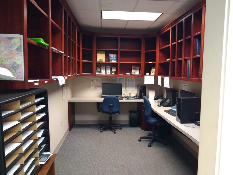 More Photos Of 4295 Jodeco Rd, McDonough Office For Lease