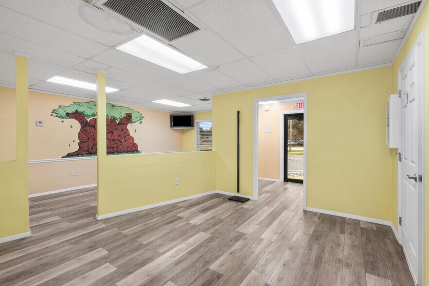 More Photos Of 1907 Tyrone Blvd N, Saint Petersburg Medical For Lease