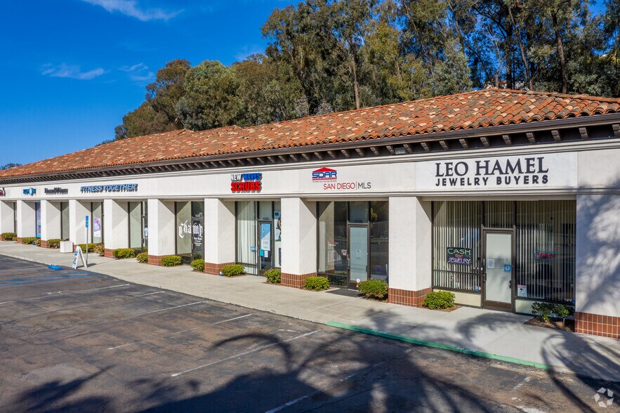 More Photos Of 16381-16399 Bernardo Center Dr, San Diego General Retail For Lease