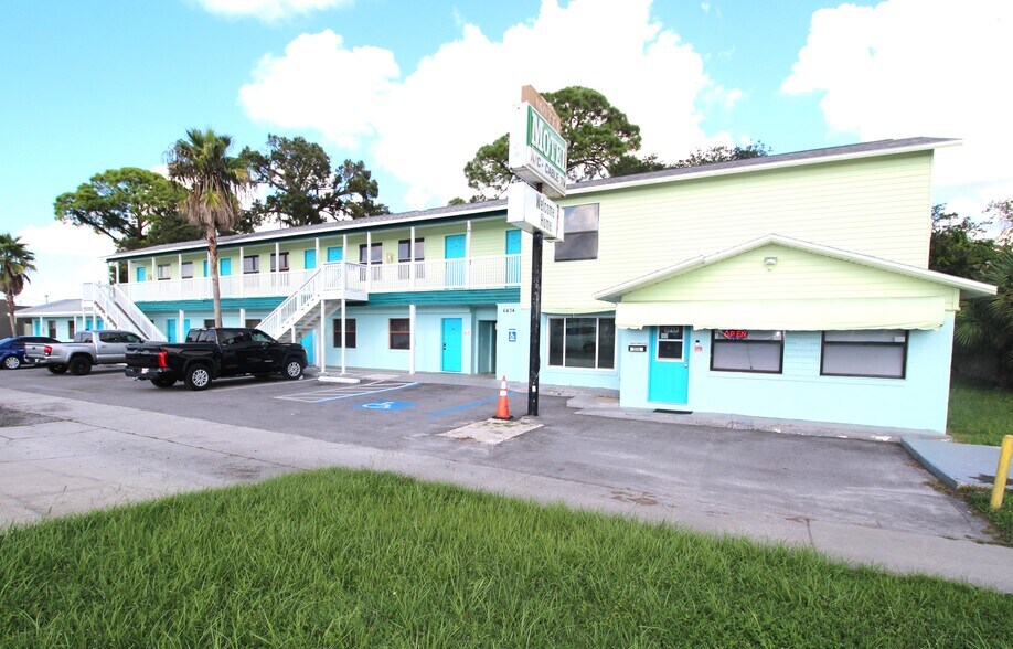 More Photos Of 6434 US Highway 19, New Port Richey Hotel For Sale