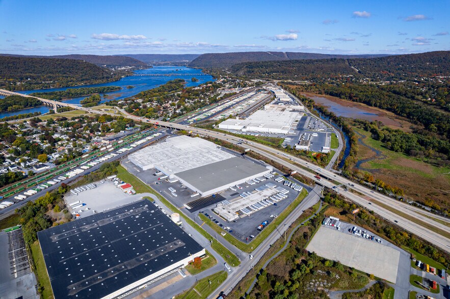 More Photos Of 3500 Industrial Rd, Harrisburg Warehouse For Lease