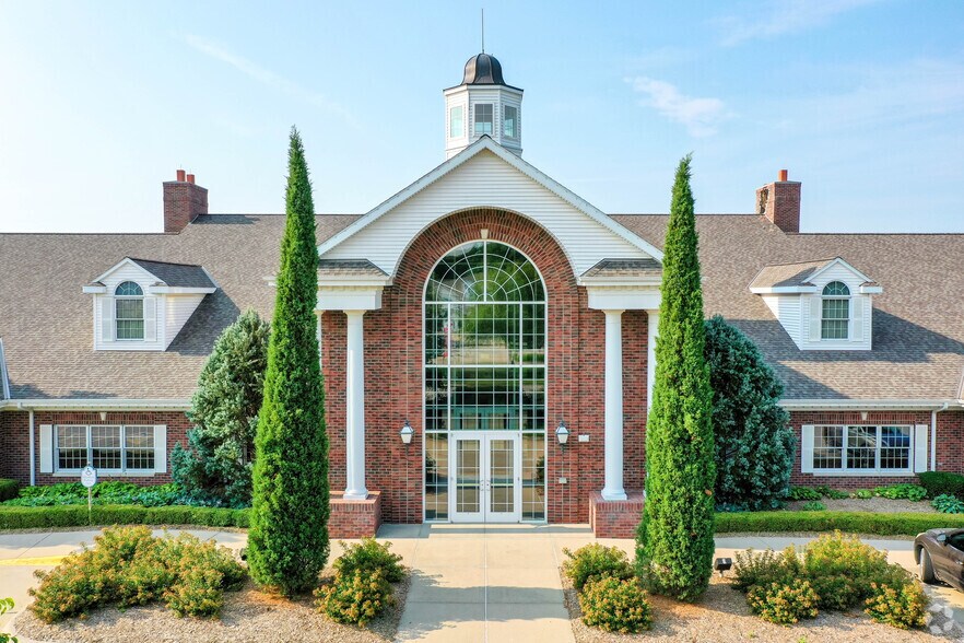 More Photos Of 3401 Village Dr, Lincoln Office For Lease