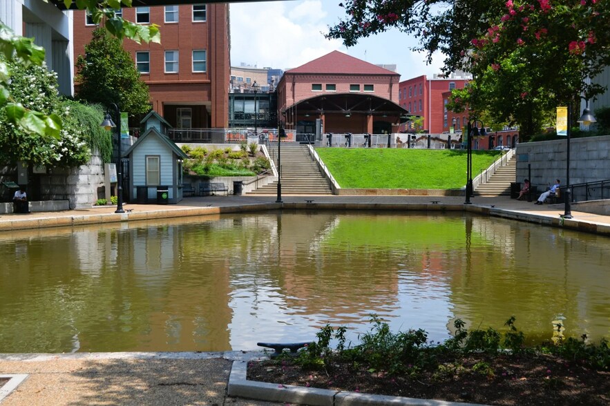 More Photos Of 301 Virginia St, Richmond Apartments For Lease