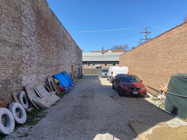More Photos Of 6332 Roosevelt Rd, Oak Park Loft Creative Space For Sale