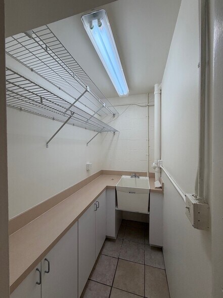 More Photos Of 16115-16155 SW 117th Ave, Miami Light Distribution For Sale