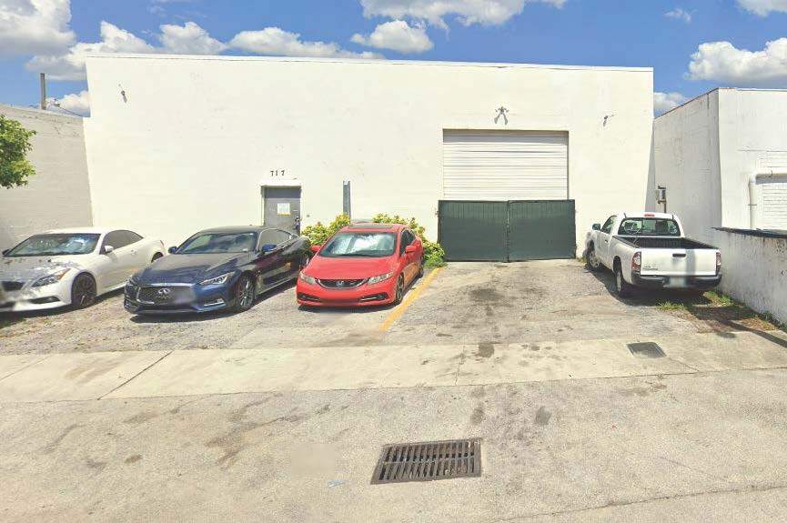 More Photos Of 717 NW 1st St, Fort Lauderdale Warehouse For Sale