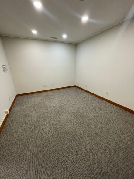 More Photos Of 14115 Lovers Ln, Culpeper Office For Lease