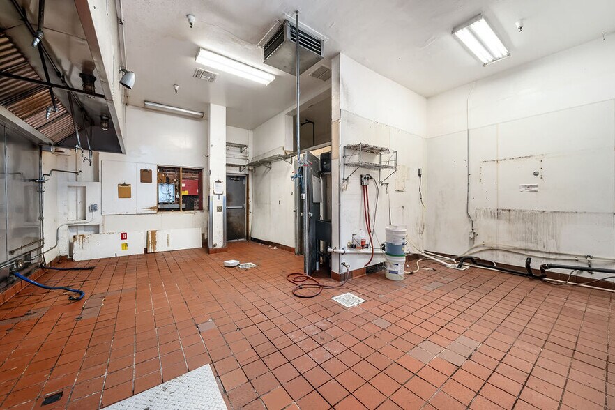 More Photos Of 1121 Broad St, San Luis Obispo Restaurant For Sale