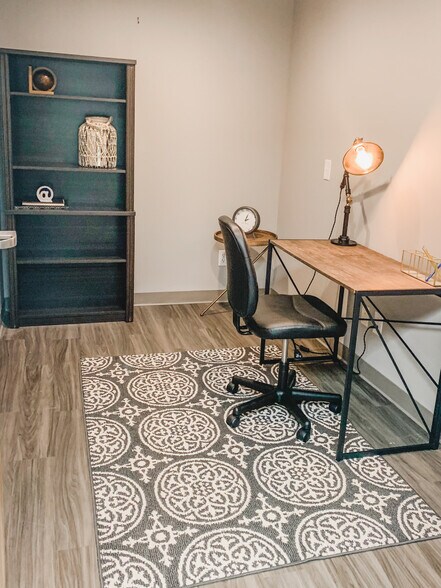 More Photos Of 10431 Patterson Ave, Richmond Coworking Space