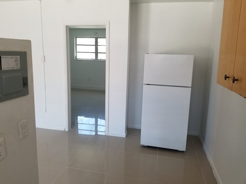 More Photos Of 110 E 10th St, Hialeah Apartments For Sale