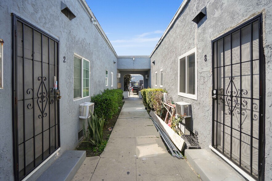 More Photos Of 1136 Hoffman Ave, Long Beach Apartments For Sale