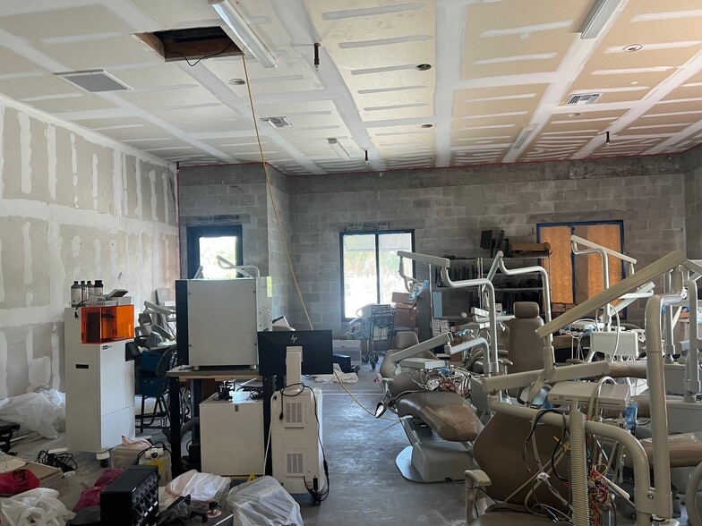 More Photos Of 11380 Bonita Beach Rd SE, Bonita Springs Medical For Lease