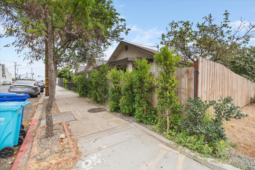 More Photos Of 1027 S 32nd St, San Diego Apartments For Sale