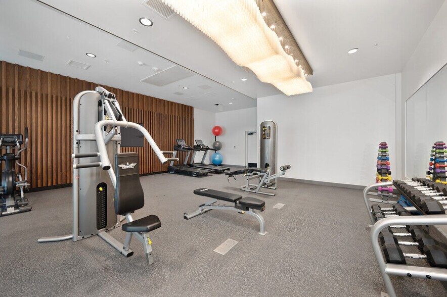 More Photos Of 5570 Rosemead Blvd, Temple City Apartments For Lease