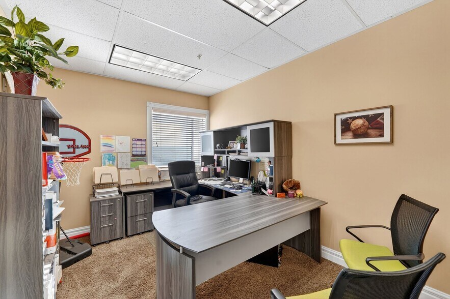More Photos Of 1101 Cambridge Cir, Layton Warehouse For Sale