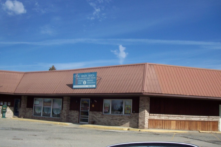 More Photos Of 1430 N Mcewan St, Clare Storefront For Lease