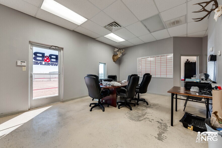 More Photos Of 9519 E CR 97, Midland Warehouse For Lease