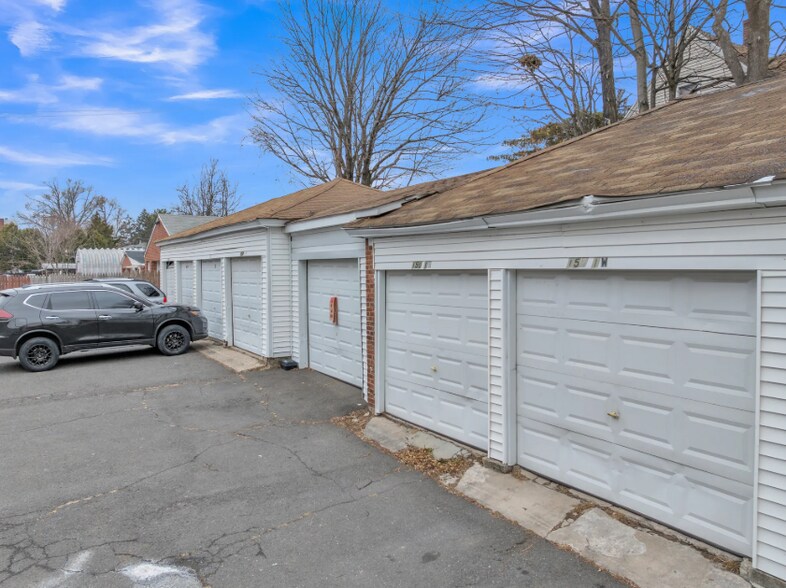 More Photos Of 150-156 Preston, Hartford Apartments For Sale