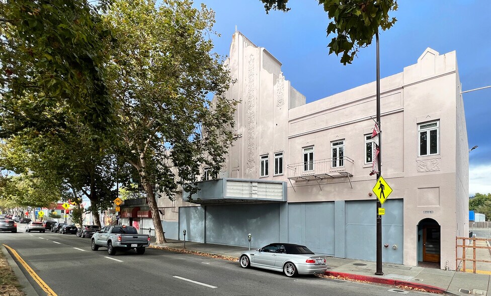 More Photos Of 1931-1941 San Pablo Ave, Berkeley Drugstore For Lease