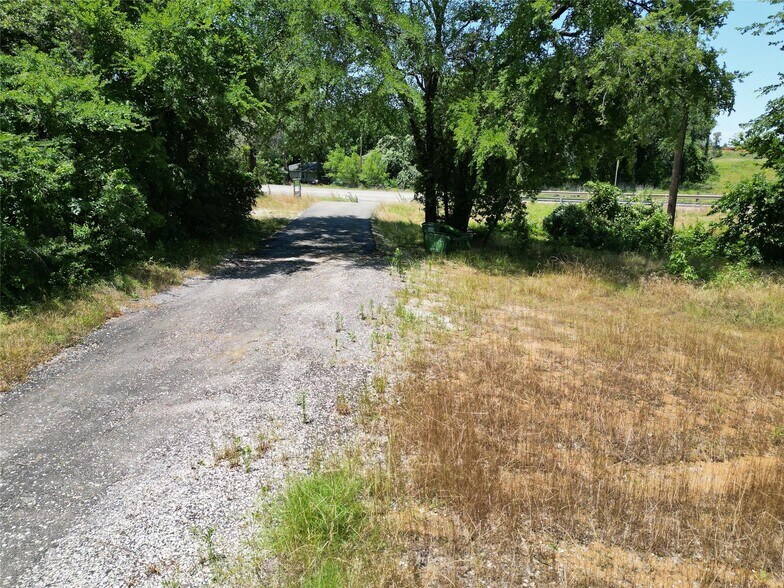 More Photos Of 2880 FM 2931, Aubrey Land For Sale