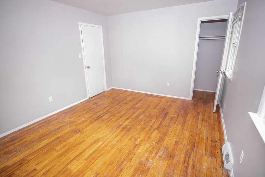 More Photos Of 2171 Thurmont Rd, Akron Multifamily For Sale