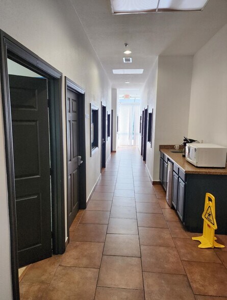 More Photos Of 2560-2566 Catamaran Way, Chula Vista Office For Lease