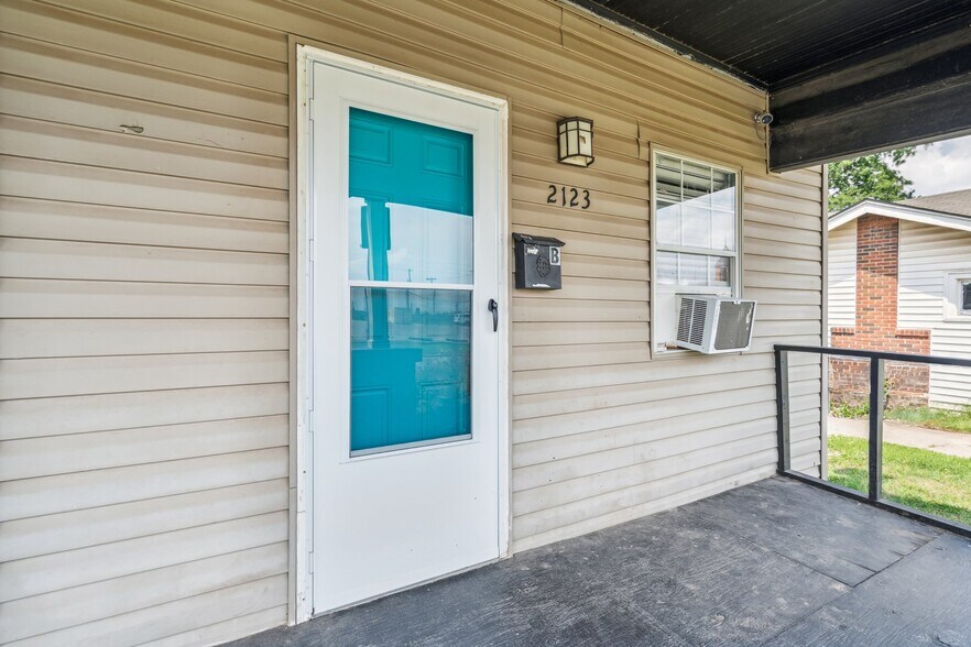 More Photos Of 2123 W Park Pl, Oklahoma City Specialty For Sale