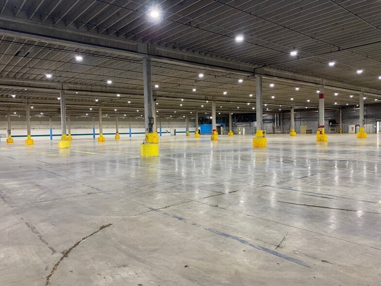 More Photos Of 2525 Blacksburg Rd, Grover Warehouse For Lease