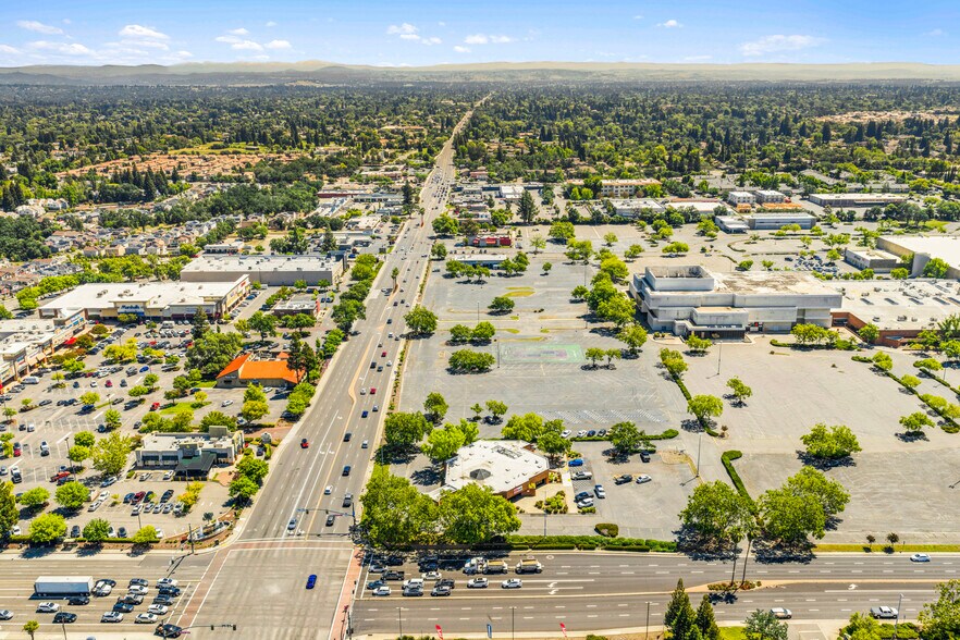 More Photos Of 6199 Sunrise Mall Rd, Citrus Heights Bank For Sale