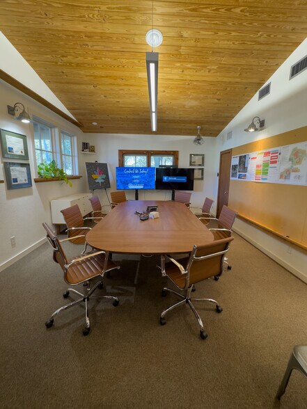 More Photos Of 150 W Jessup Ave, Longwood Office For Sale