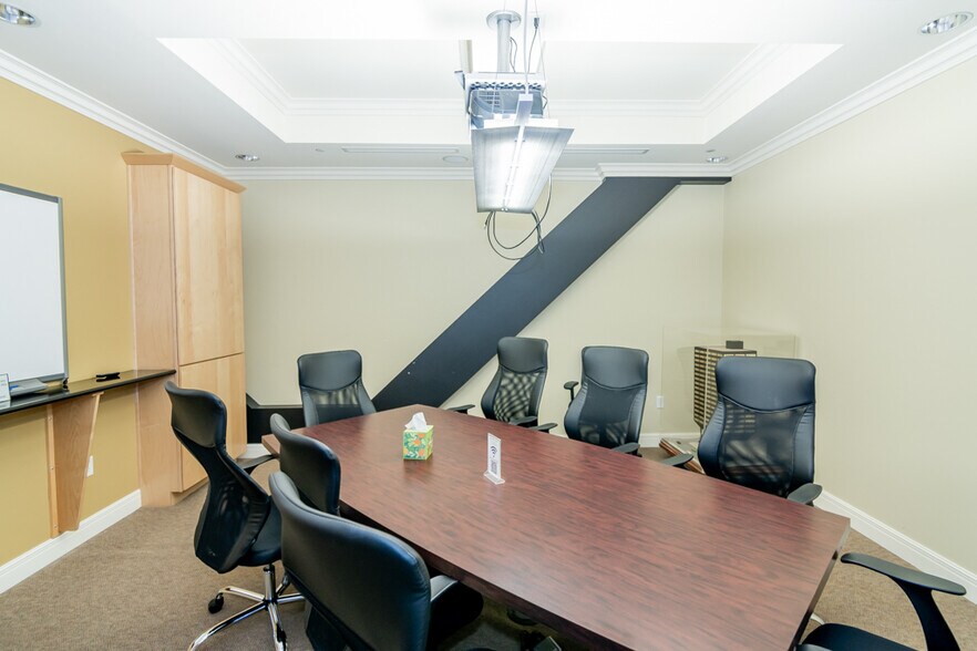 More Photos Of 1101 Walnut St, Kansas City Multifamily For Sale
