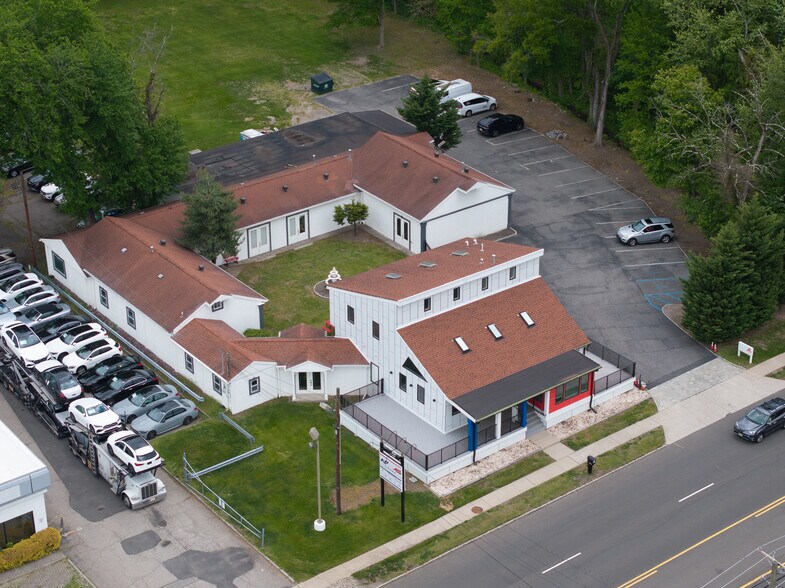 More Photos Of 1221 Bloomfield Ave, Fairfield Freestanding For Sale