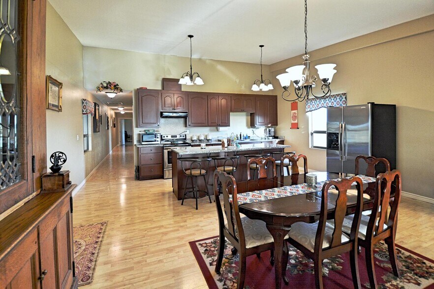 More Photos Of 4545 E FM 775, Seguin Manufacturing For Sale