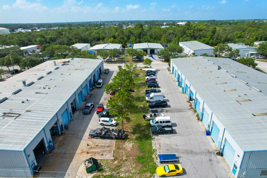 More Photos Of 716 Wesley Ave, Tarpon Springs Warehouse For Lease