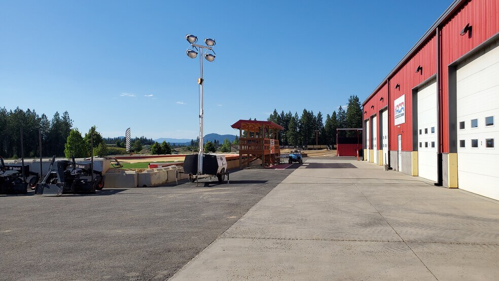 More Photos Of 15223 N Government Way, Hayden Industrial For Sale