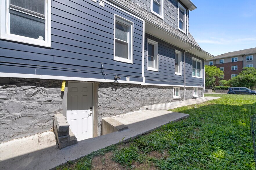 More Photos Of 2519 Liberty Heights Ave, Baltimore Apartments For Sale