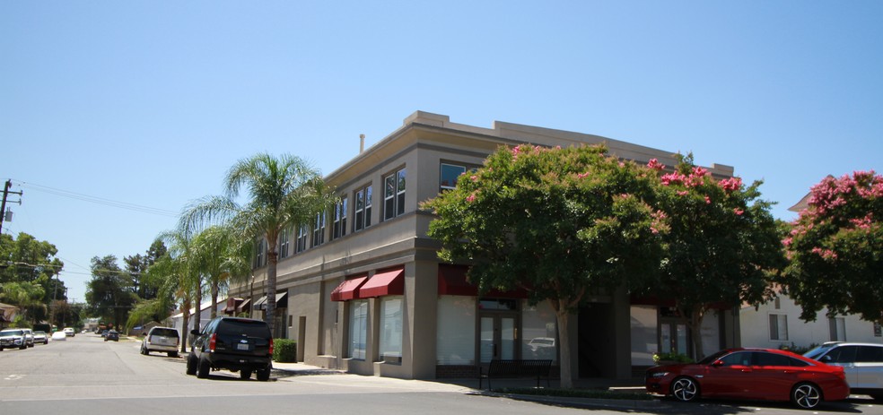 Primary Photo Of 111 S Walnut Ave, Ripon Office For Lease