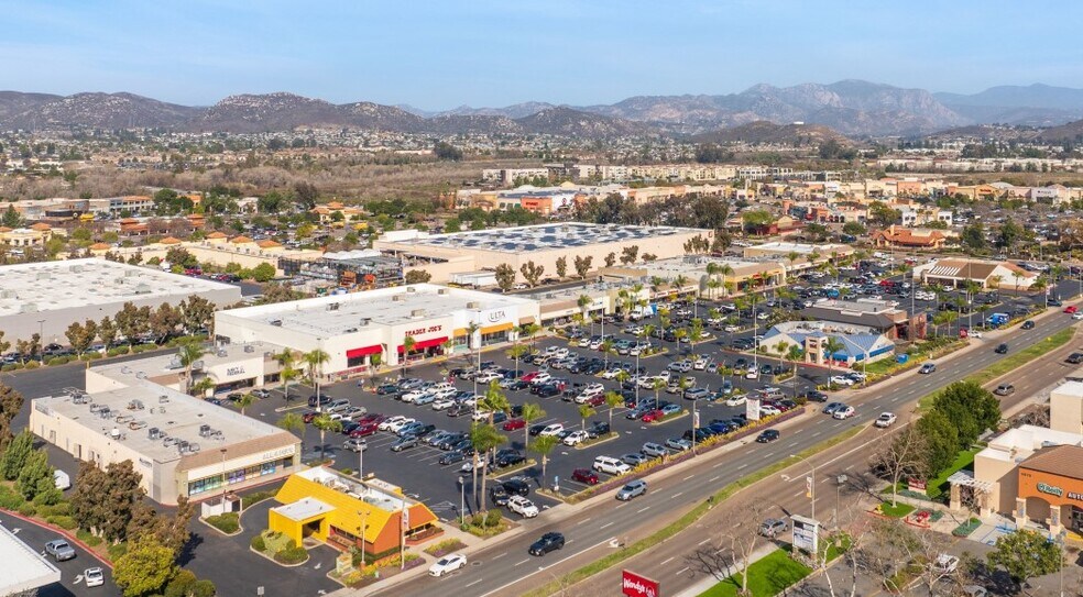 More Photos Of 9730 Mission Gorge Rd, Santee Unknown For Lease