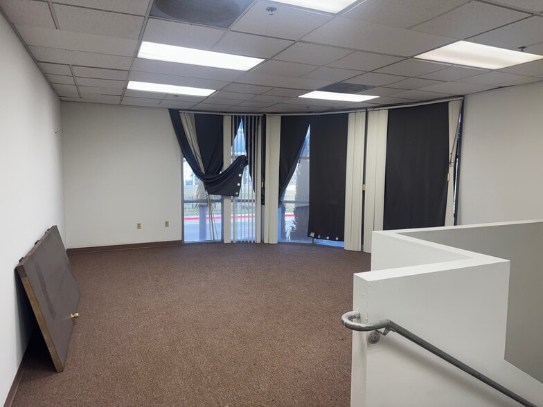 More Photos Of 12368 Valley Blvd, El Monte Manufacturing For Lease