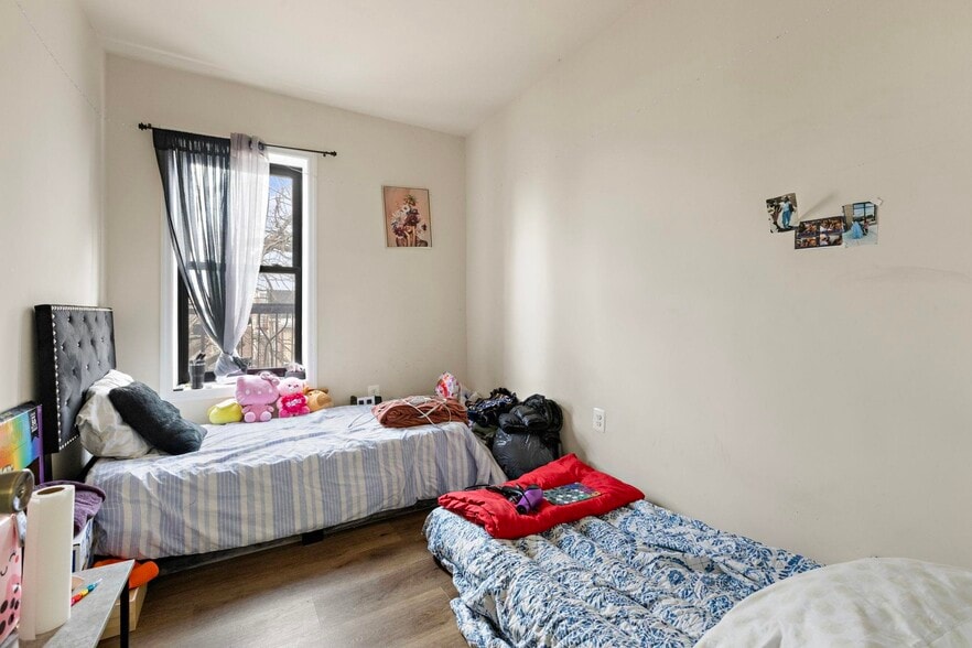 More Photos Of 91 Bergen Ave, Jersey City Apartments For Sale