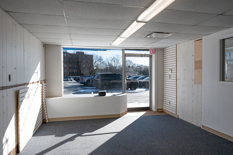 More Photos Of 101-103 Pleasant St, Weymouth Storefront For Lease
