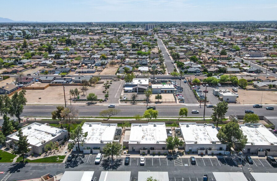 More Photos Of 2433-2439 E University Dr, Tempe Storefront Retail Office For Sale