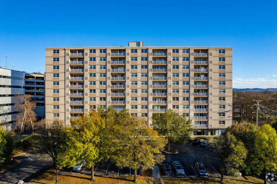 More Photos Of 3415 West End Ave, Nashville Apartments For Sale