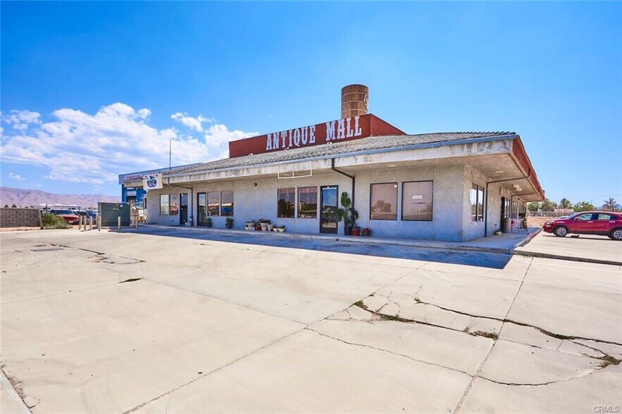 Primary Photo Of 16937 Walnut St, Hesperia Showroom For Sale