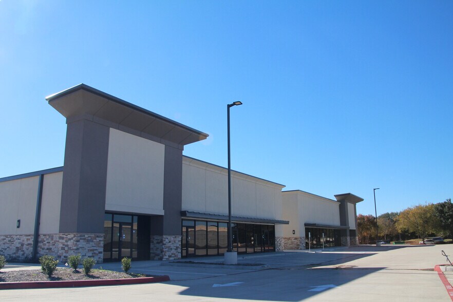 Primary Photo Of Grand Pky & Mason Rd, Richmond Freestanding For Sale