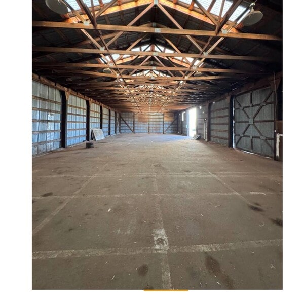 Primary Photo Of 1390 Main, Dallas Manufacturing For Lease