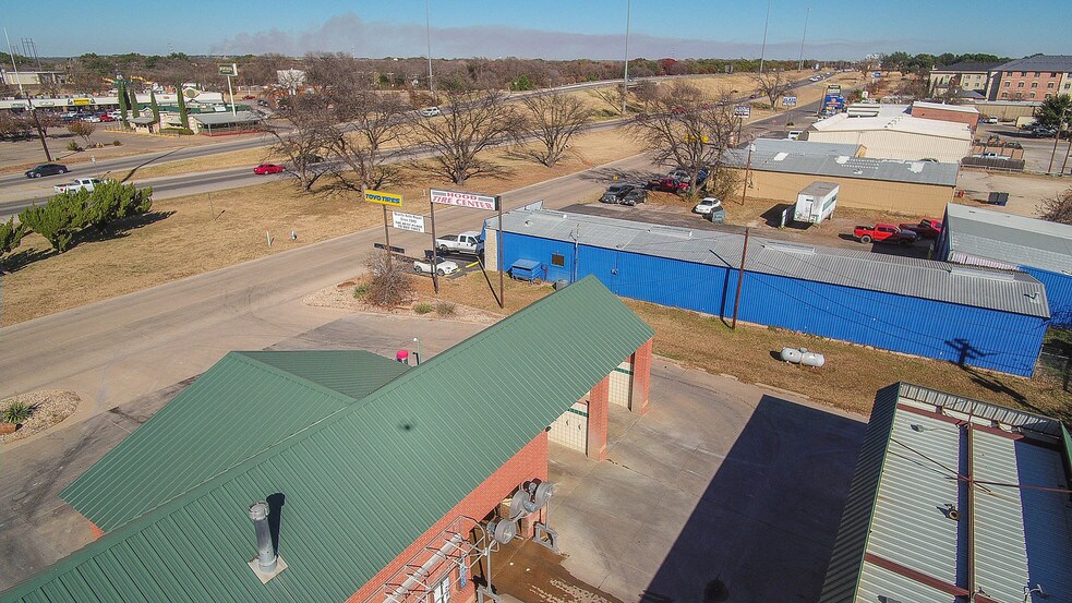 More Photos Of 1433 N Plaza Dr, Granbury Self Storage For Sale